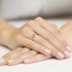 LAB zásnubný prsteň Anira zo žltého zlata s modrým diamantom, 14k