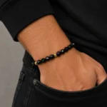 Šnúrkový čierny náramok Onyx Vertex