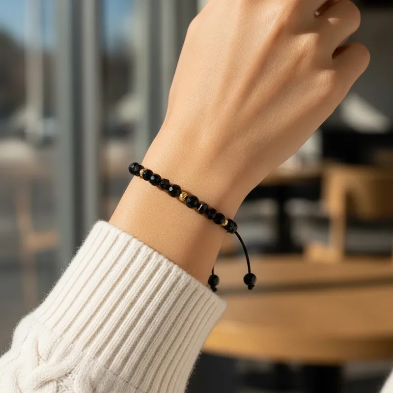 &Scaron;n&uacute;rkov&yacute; čierny n&aacute;ramok Onyx Vertex