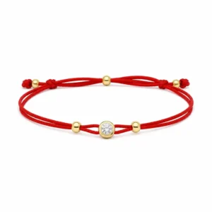 Šnúrkový červený náramok Lucky red